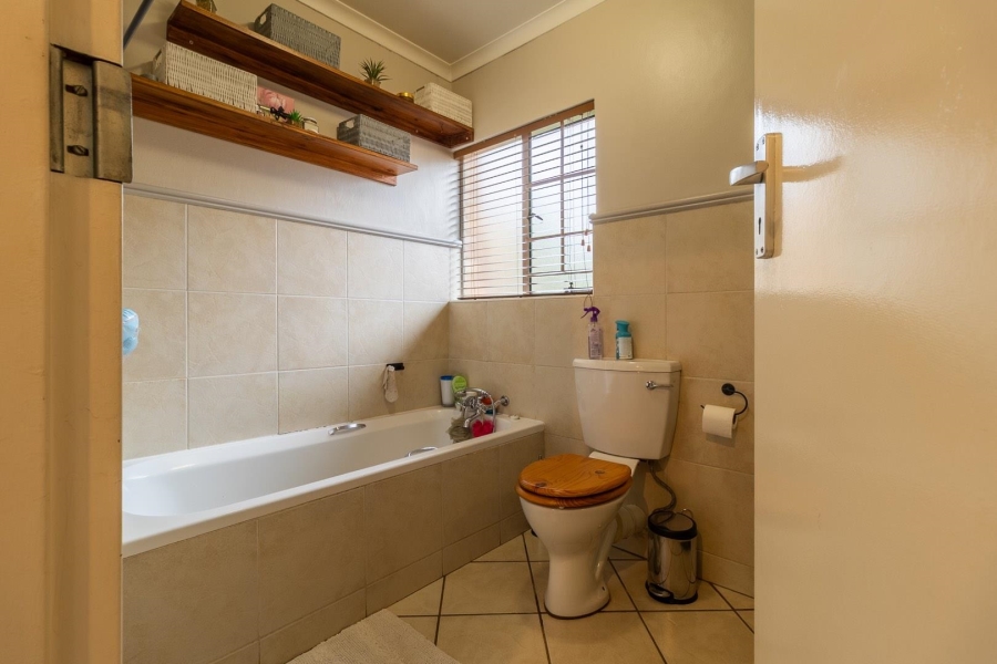 2 Bedroom Property for Sale in Moreleta Park Gauteng