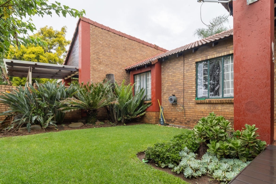 2 Bedroom Property for Sale in Moreleta Park Gauteng