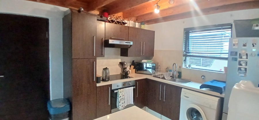 To Let 2 Bedroom Property for Rent in Douglasdale Gauteng