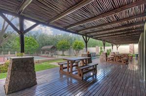 To Let 2 Bedroom Property for Rent in Douglasdale Gauteng