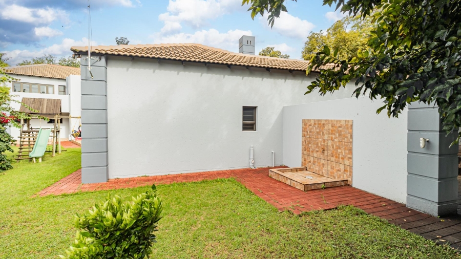 8 Bedroom Property for Sale in Bryanston East Gauteng