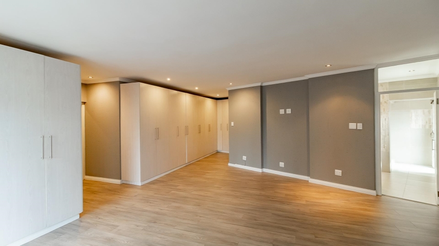 8 Bedroom Property for Sale in Bryanston East Gauteng