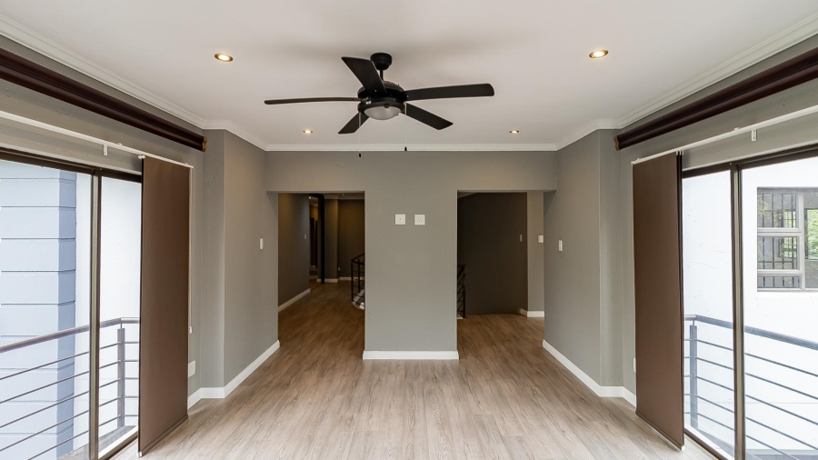 8 Bedroom Property for Sale in Bryanston East Gauteng