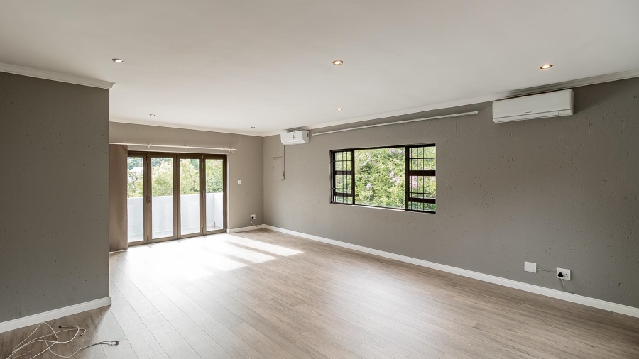 8 Bedroom Property for Sale in Bryanston East Gauteng