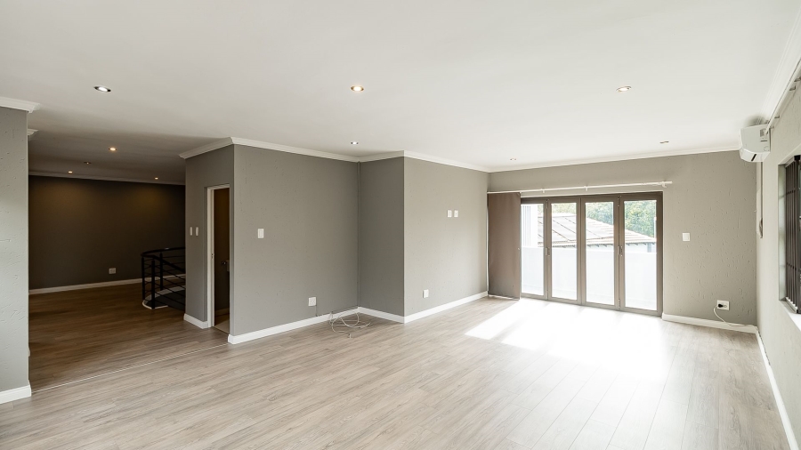 8 Bedroom Property for Sale in Bryanston East Gauteng