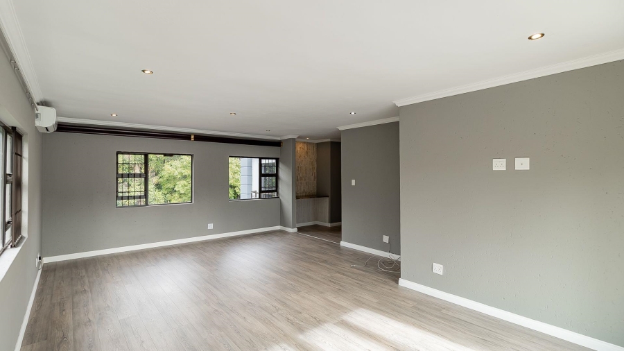 8 Bedroom Property for Sale in Bryanston East Gauteng