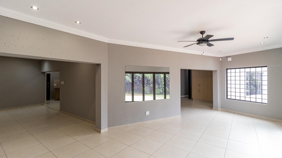 8 Bedroom Property for Sale in Bryanston East Gauteng