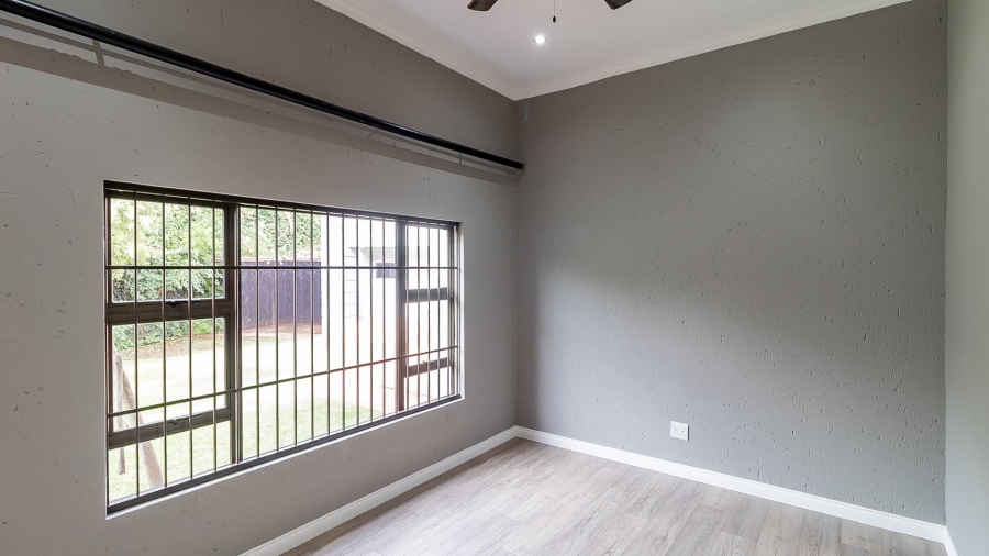 8 Bedroom Property for Sale in Bryanston East Gauteng