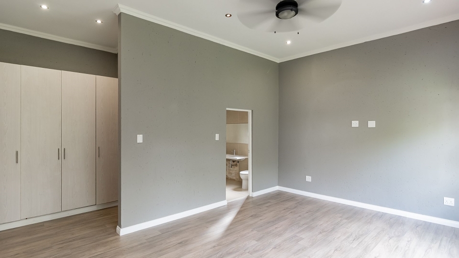 8 Bedroom Property for Sale in Bryanston East Gauteng