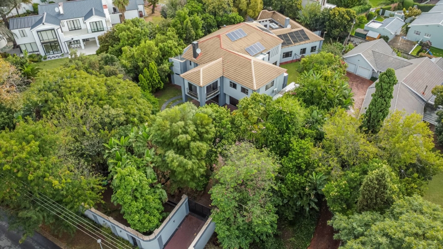 8 Bedroom Property for Sale in Bryanston East Gauteng