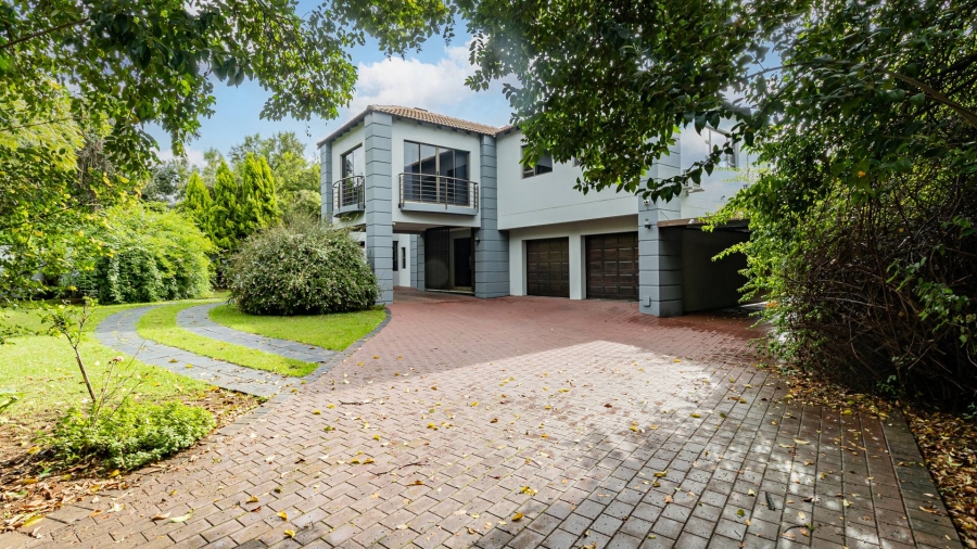 7 Bedroom Property for Sale in Bryanston Gauteng