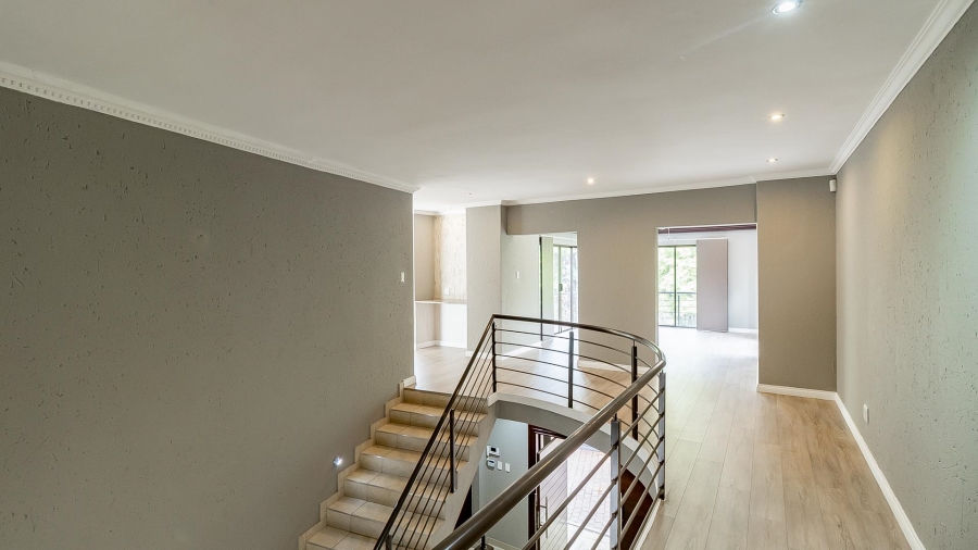 7 Bedroom Property for Sale in Bryanston Gauteng