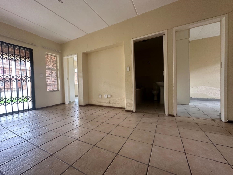 2 Bedroom Property for Sale in Comet Gauteng