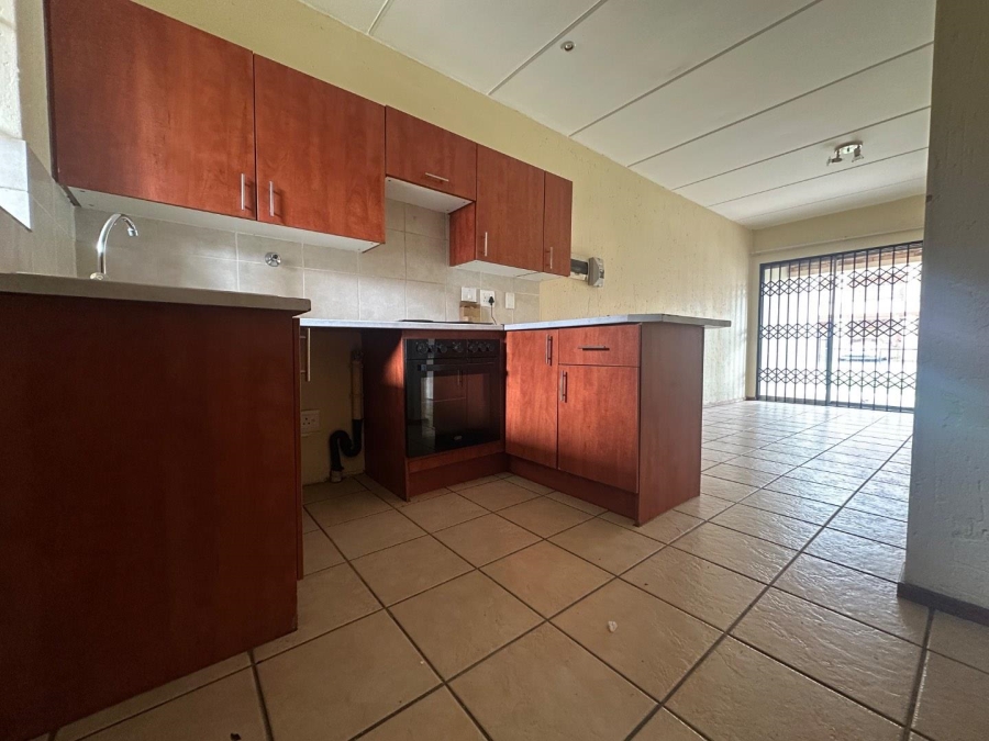 2 Bedroom Property for Sale in Comet Gauteng