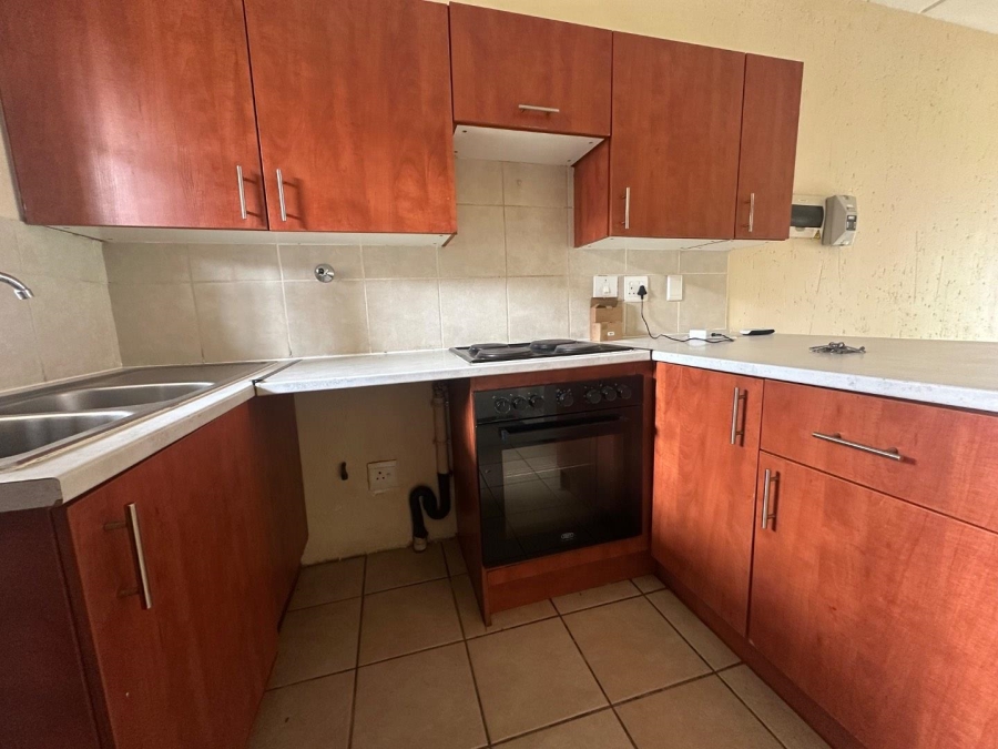 2 Bedroom Property for Sale in Comet Gauteng