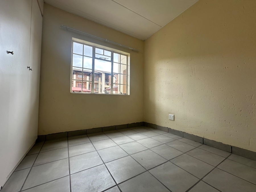 2 Bedroom Property for Sale in Comet Gauteng