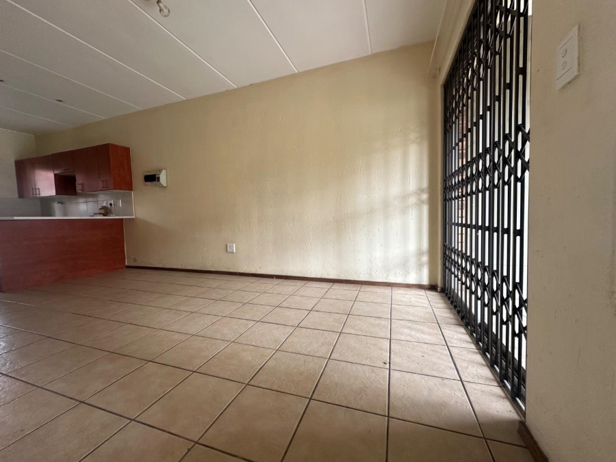 2 Bedroom Property for Sale in Comet Gauteng