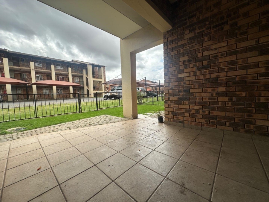 2 Bedroom Property for Sale in Comet Gauteng