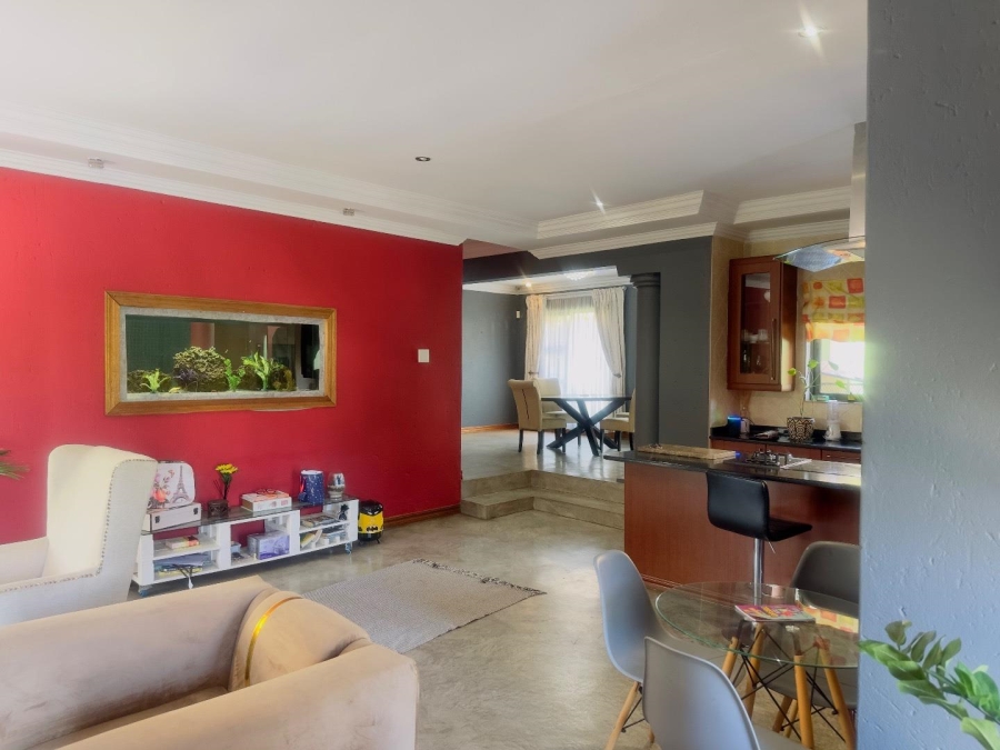 To Let 5 Bedroom Property for Rent in Brooklands Lifestyle Estate Gauteng