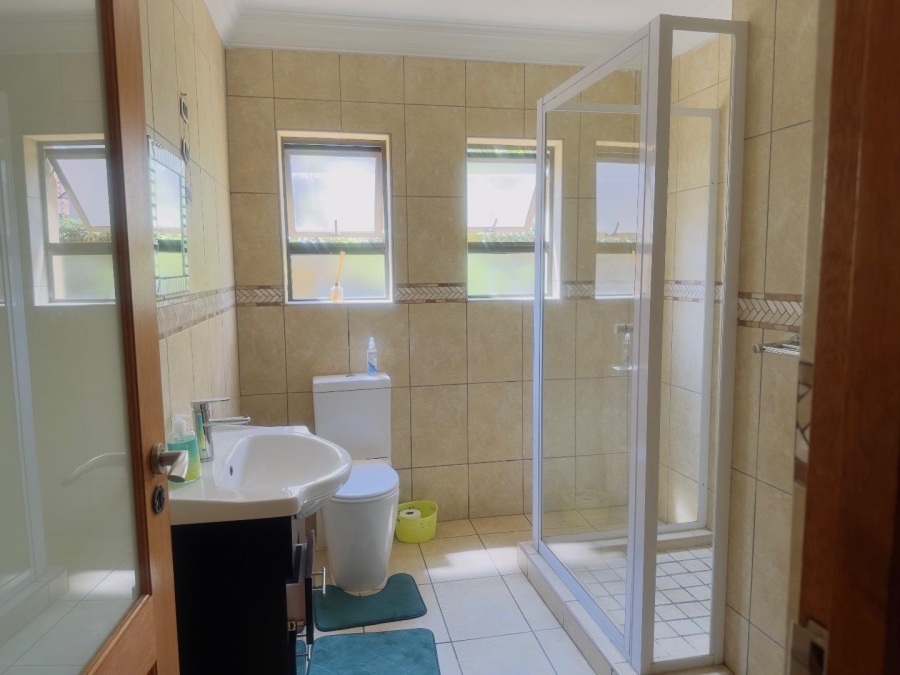 To Let 5 Bedroom Property for Rent in Brooklands Lifestyle Estate Gauteng