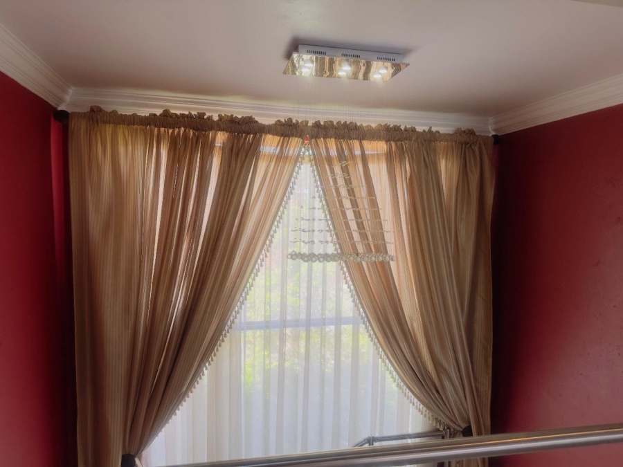 To Let 5 Bedroom Property for Rent in Brooklands Lifestyle Estate Gauteng