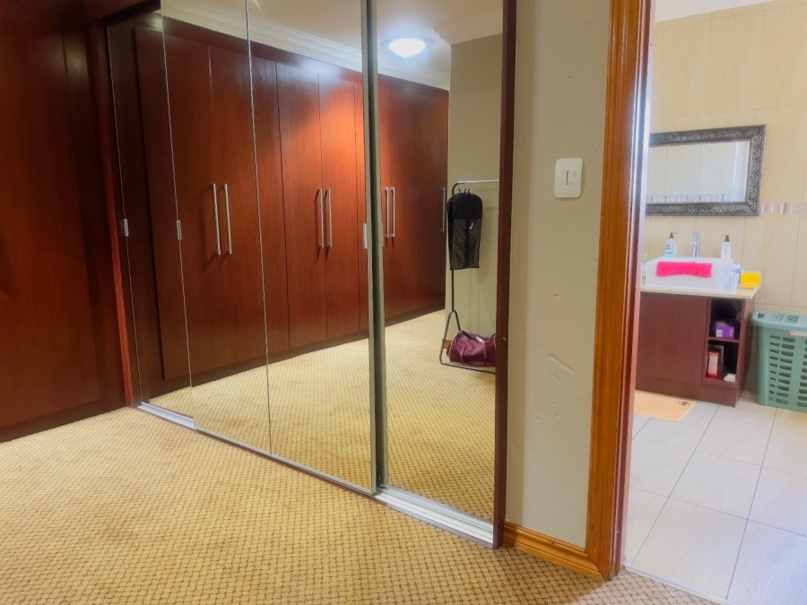 To Let 5 Bedroom Property for Rent in Brooklands Lifestyle Estate Gauteng