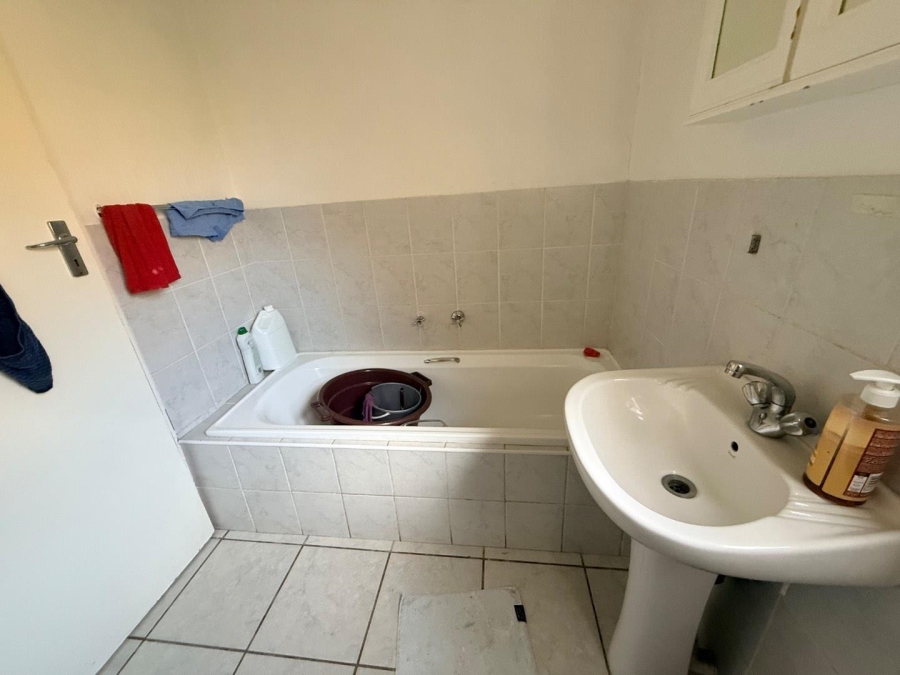 2 Bedroom Property for Sale in Honeydew Gauteng