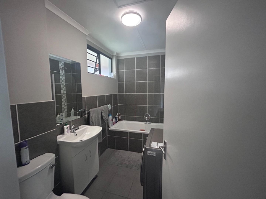 2 Bedroom Property for Sale in Willow Park Manor Gauteng