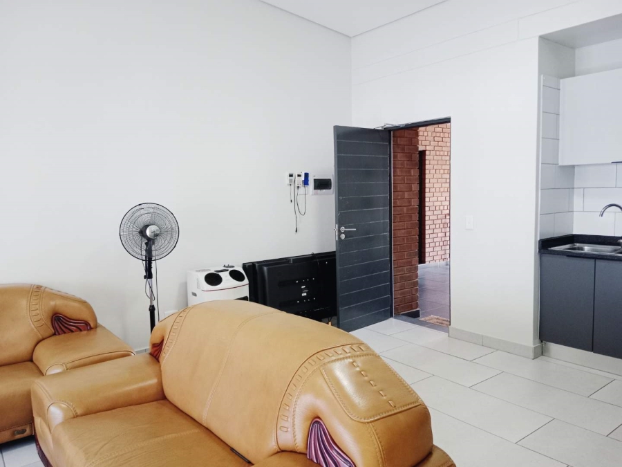 To Let 2 Bedroom Property for Rent in Bedfordview Gauteng