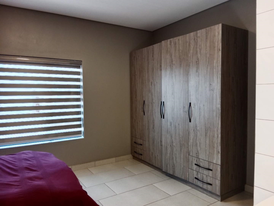 To Let 2 Bedroom Property for Rent in Bedfordview Gauteng