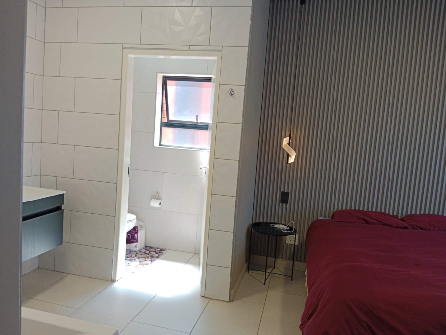 To Let 2 Bedroom Property for Rent in Bedfordview Gauteng