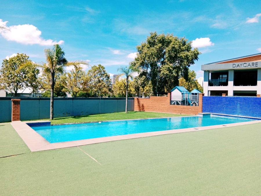 To Let 2 Bedroom Property for Rent in Bedfordview Gauteng