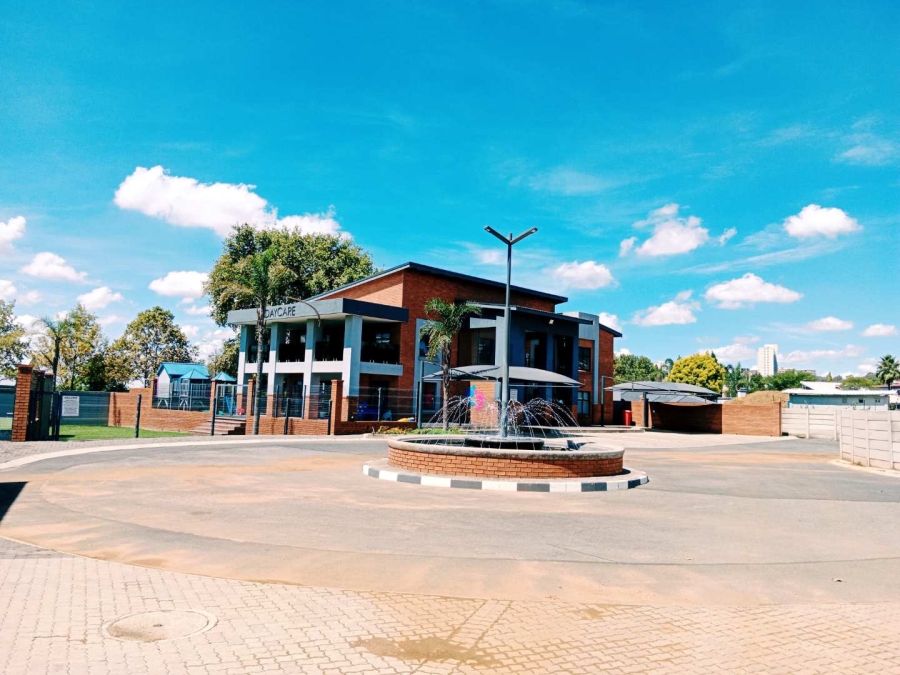 To Let 2 Bedroom Property for Rent in Bedfordview Gauteng