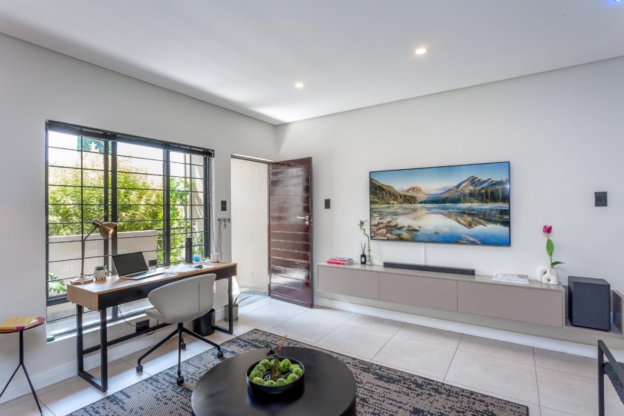 To Let 1 Bedroom Property for Rent in Morningside Gauteng