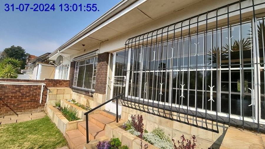 To Let 2 Bedroom Property for Rent in Florida Gauteng