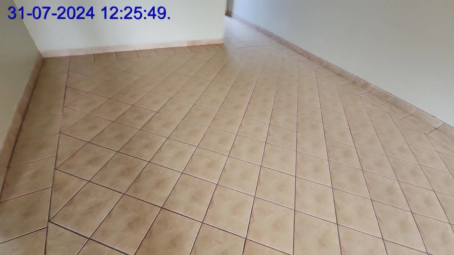 To Let 2 Bedroom Property for Rent in Florida Gauteng