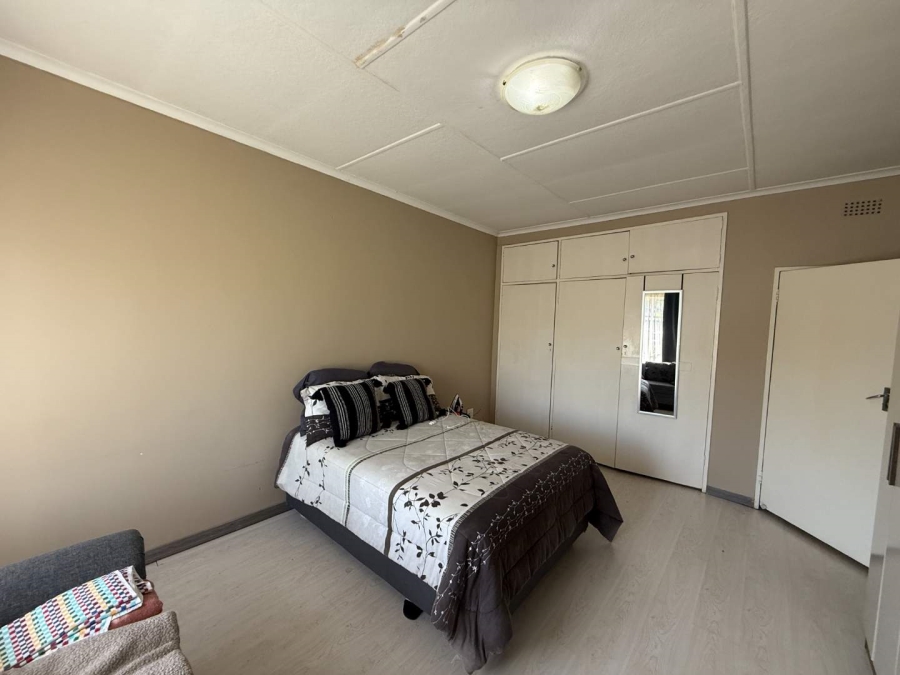 2 Bedroom Property for Sale in Florida Gauteng