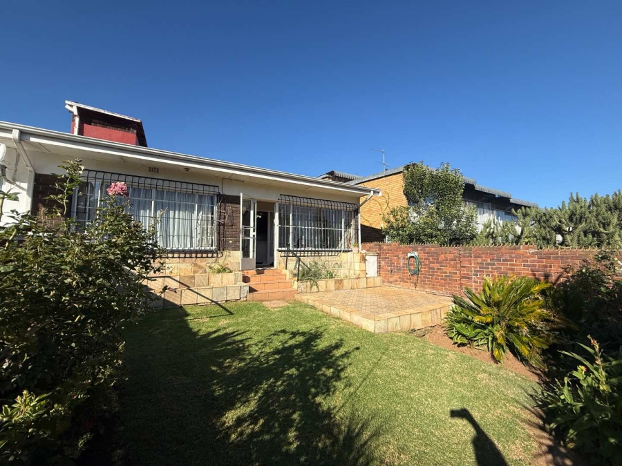 2 Bedroom Property for Sale in Florida Gauteng