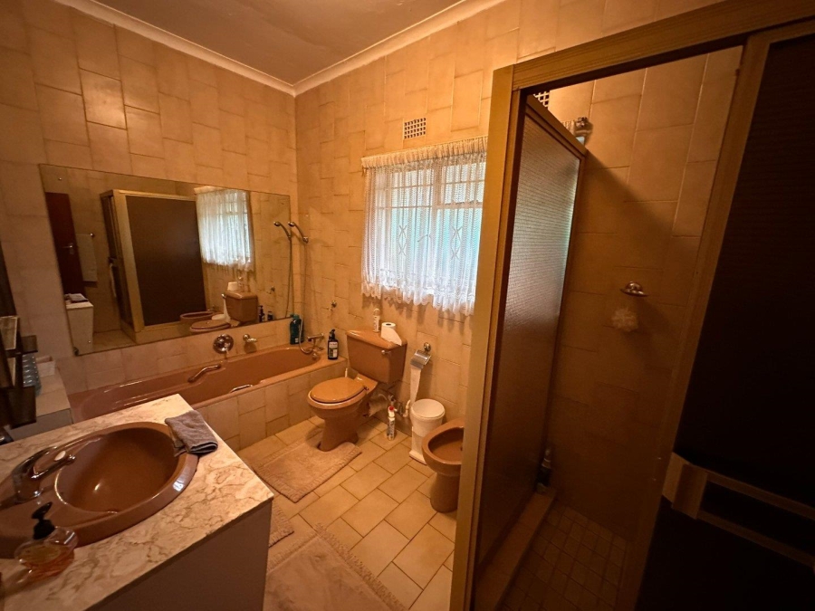 3 Bedroom Property for Sale in Florida Park Gauteng