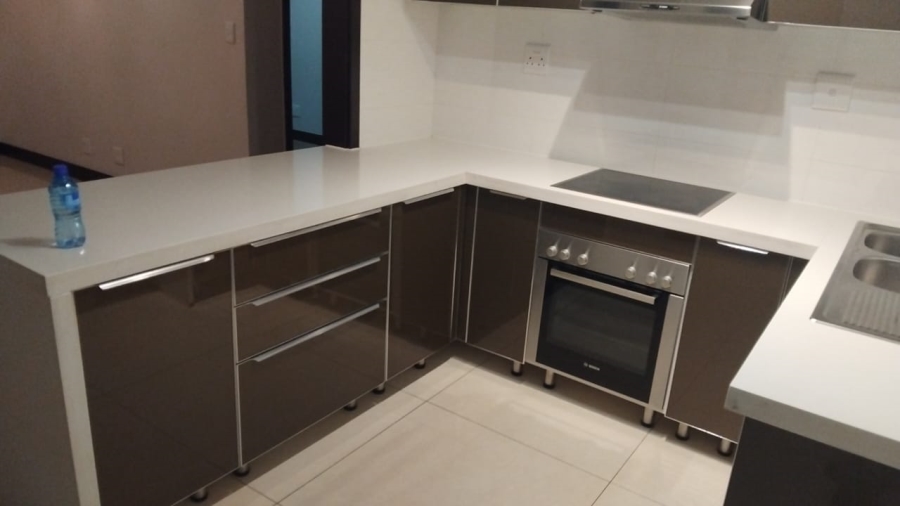 To Let 2 Bedroom Property for Rent in Fourways Gauteng