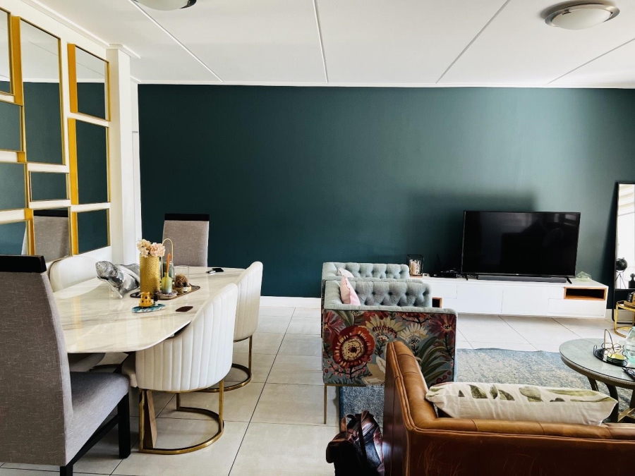 3 Bedroom Property for Sale in Waterfall Gauteng