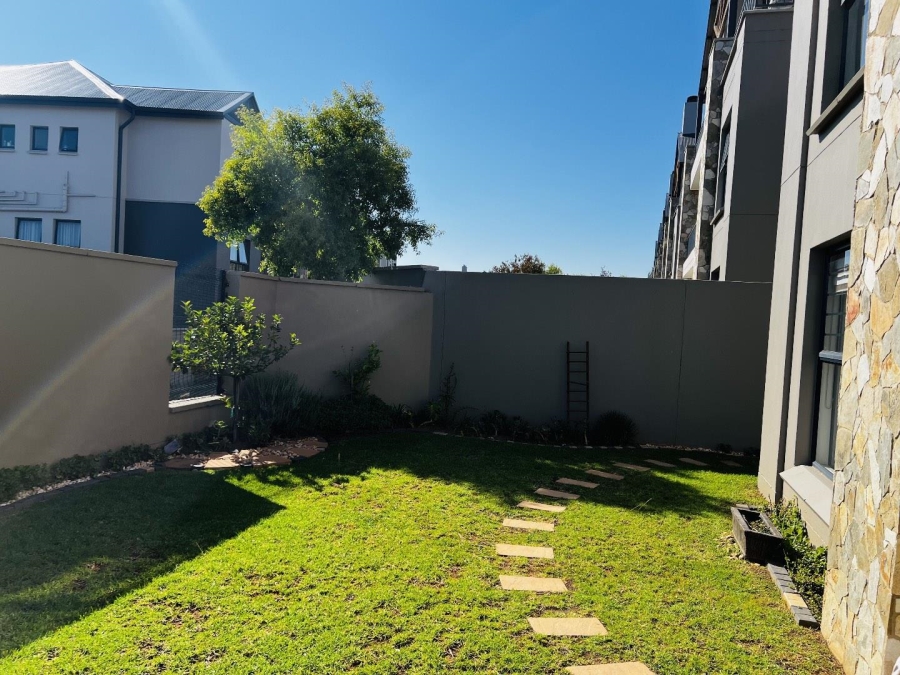 3 Bedroom Property for Sale in Waterfall Gauteng