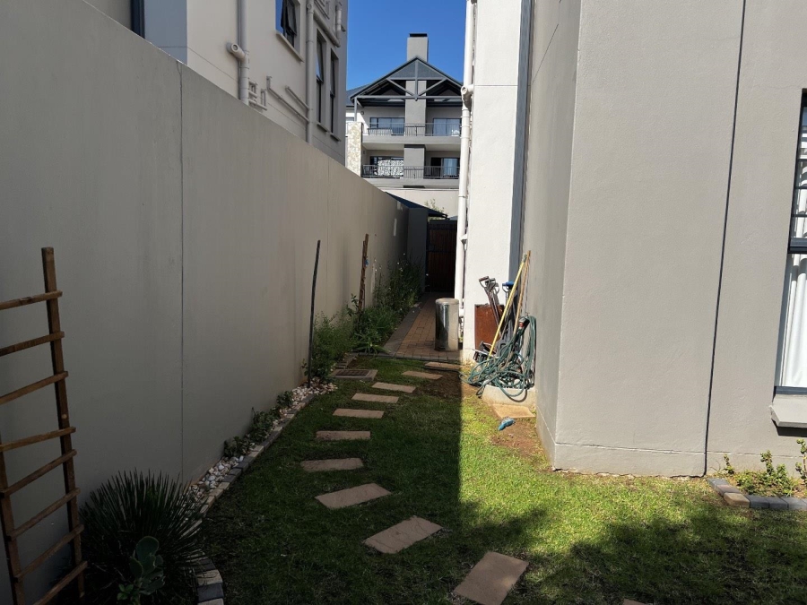 3 Bedroom Property for Sale in Waterfall Gauteng