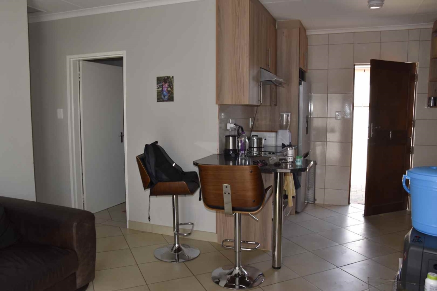 2 Bedroom Property for Sale in Kirkney Gauteng