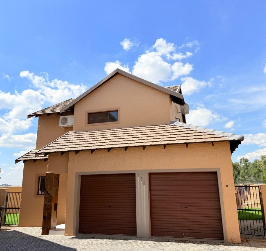 3 Bedroom Property for Sale in Carlswald Gauteng