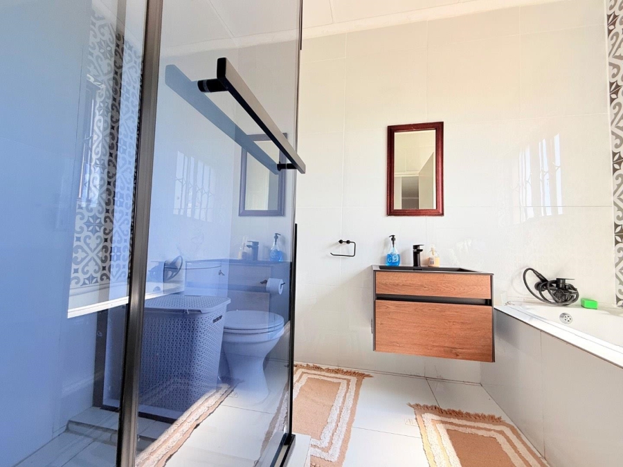 3 Bedroom Property for Sale in Carlswald Gauteng