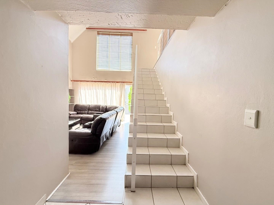 3 Bedroom Property for Sale in Halfway House Gauteng