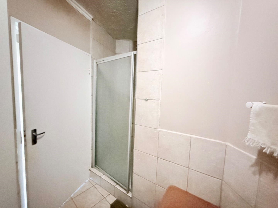 3 Bedroom Property for Sale in Halfway House Gauteng