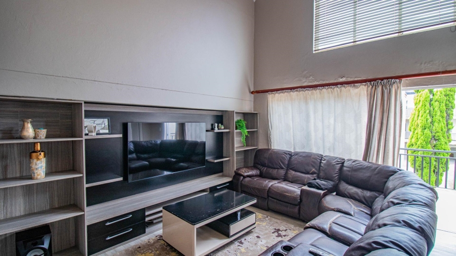 3 Bedroom Property for Sale in Halfway House Gauteng