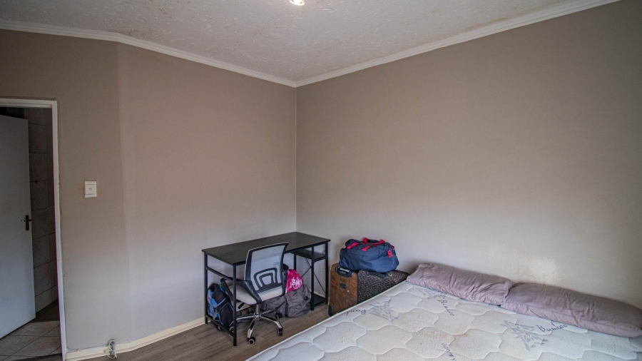 3 Bedroom Property for Sale in Halfway House Gauteng